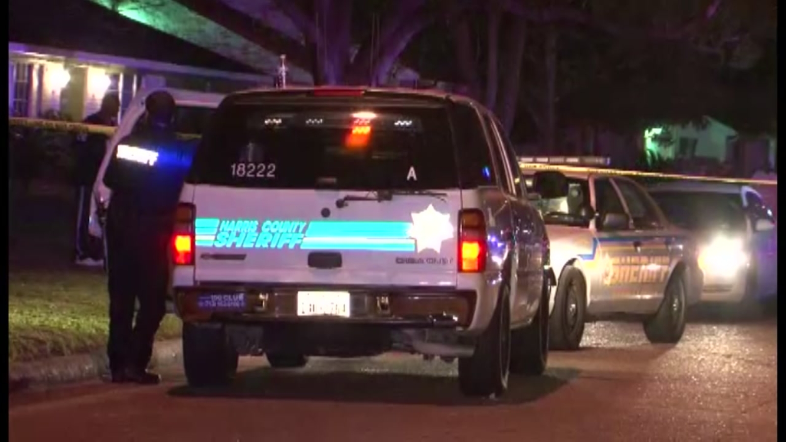 Husband and wife found dead inside Houston home - ABC13 Houston