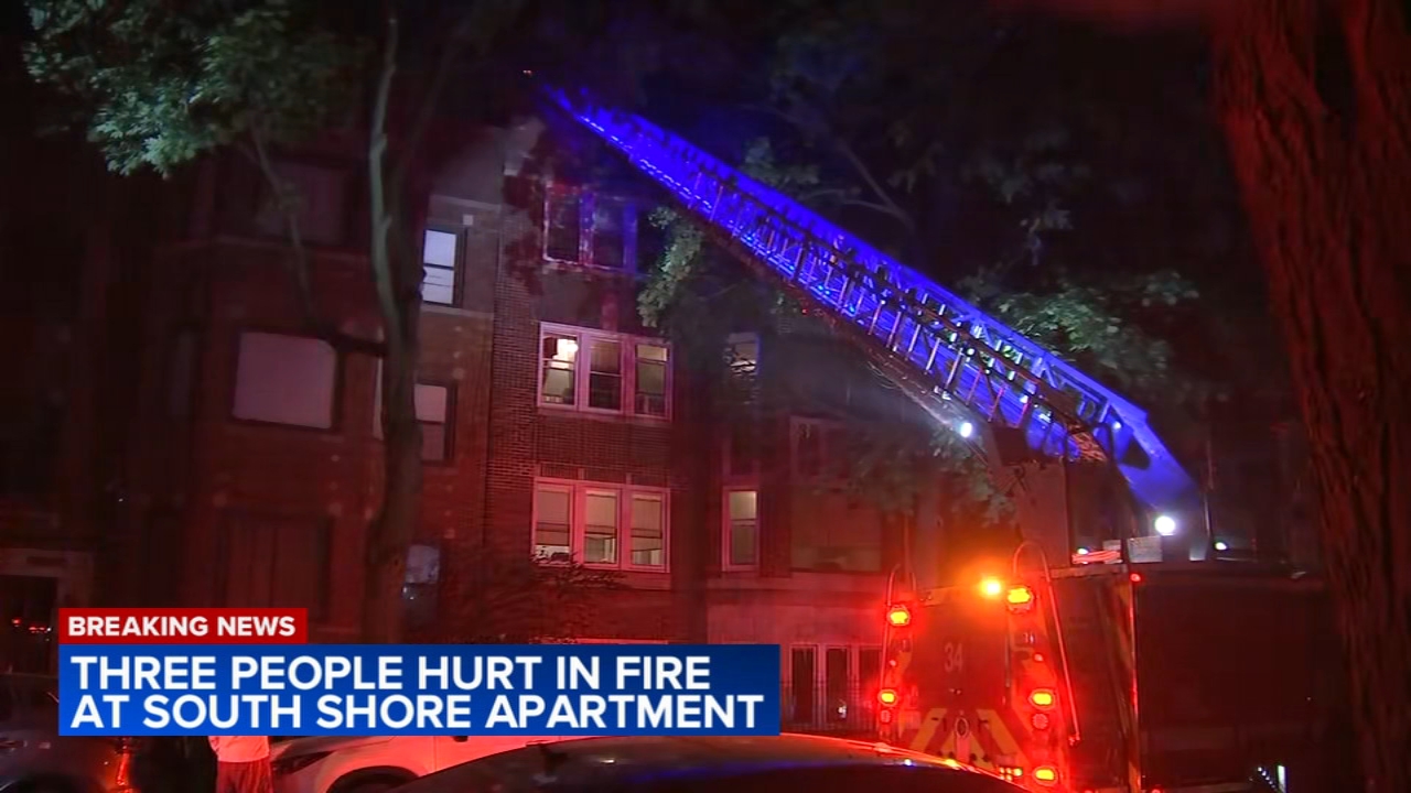 3 hurt in fire at South Shore apartment, CFD says