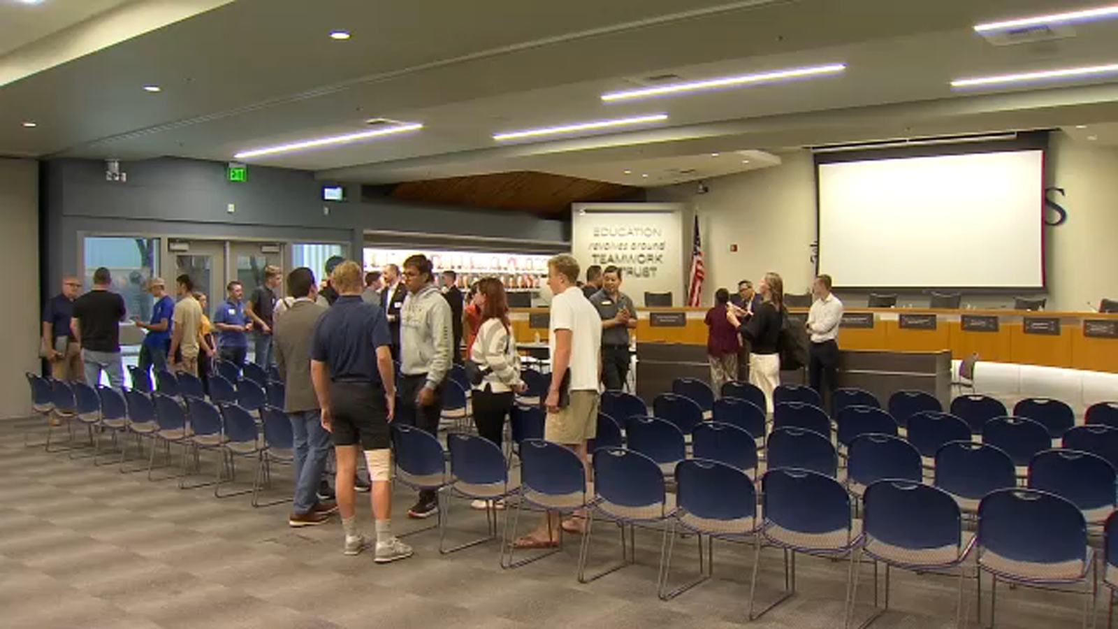 High schoolers learn about military service, academy applications at Clovis Service Academy Forum