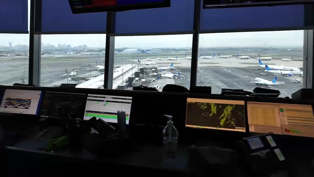Officials to discuss shutdown's potential impact on Newark Airport