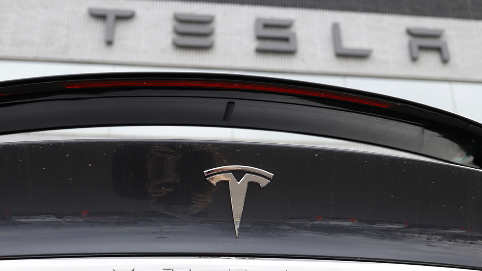 Tesla offers cheaper versions of 2 electric vehicles in bid to win back market share in tough year