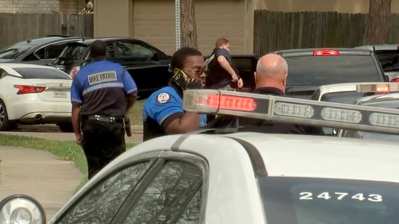 Benefit set for officers injured in shootout
