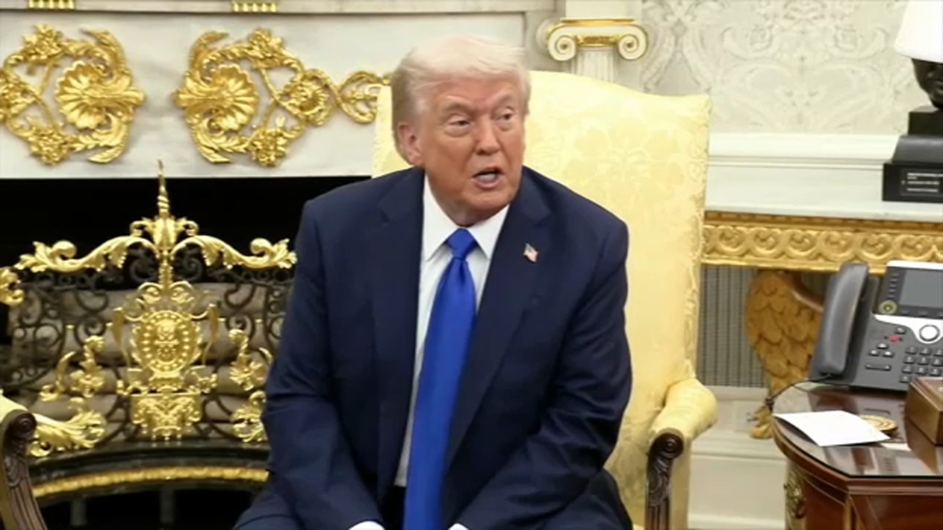 Trump threatens no back pay for federal workers in shutdown
