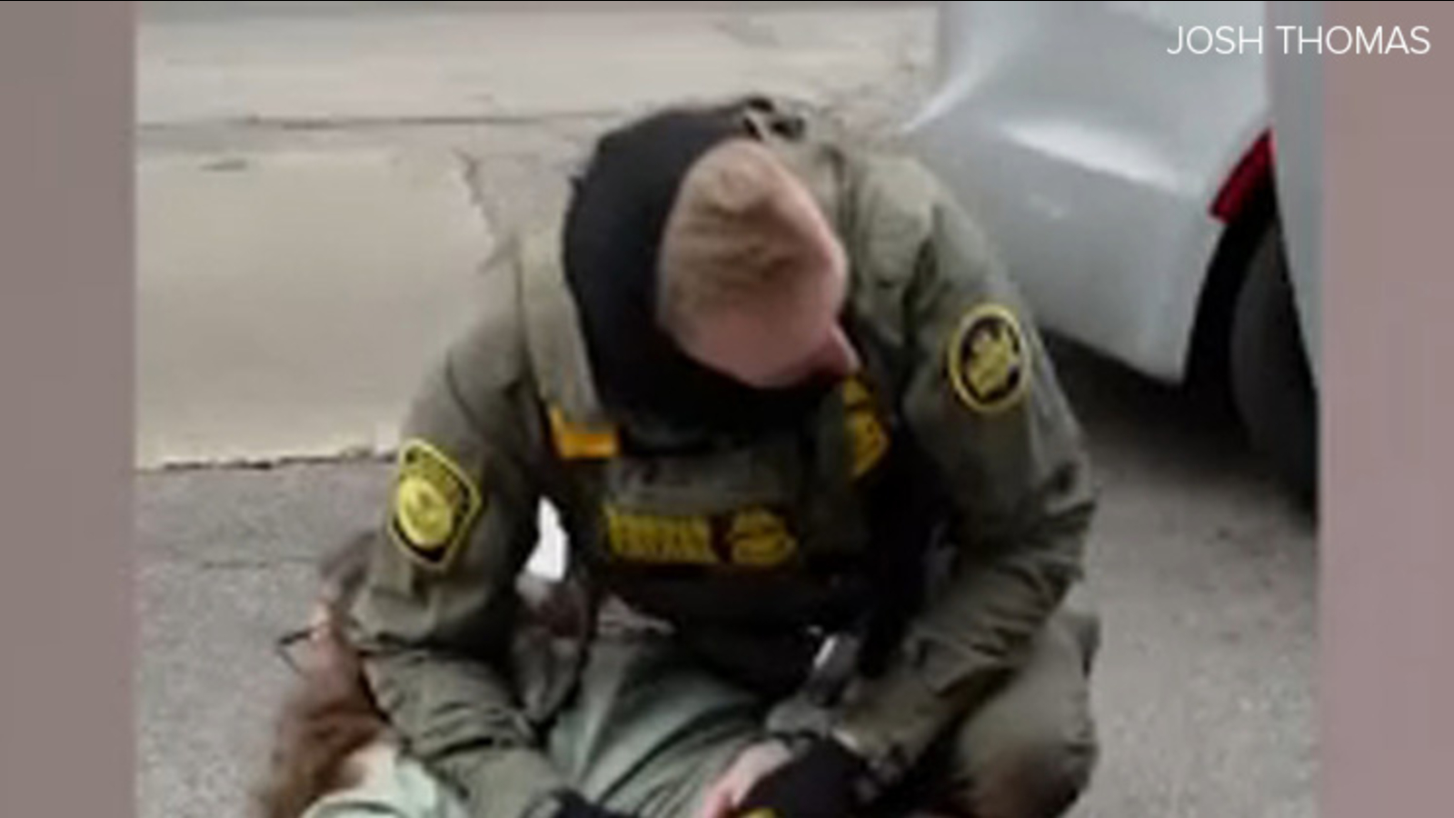Local Chicago TV employee detained by federal agents in Lincoln Square, video shows