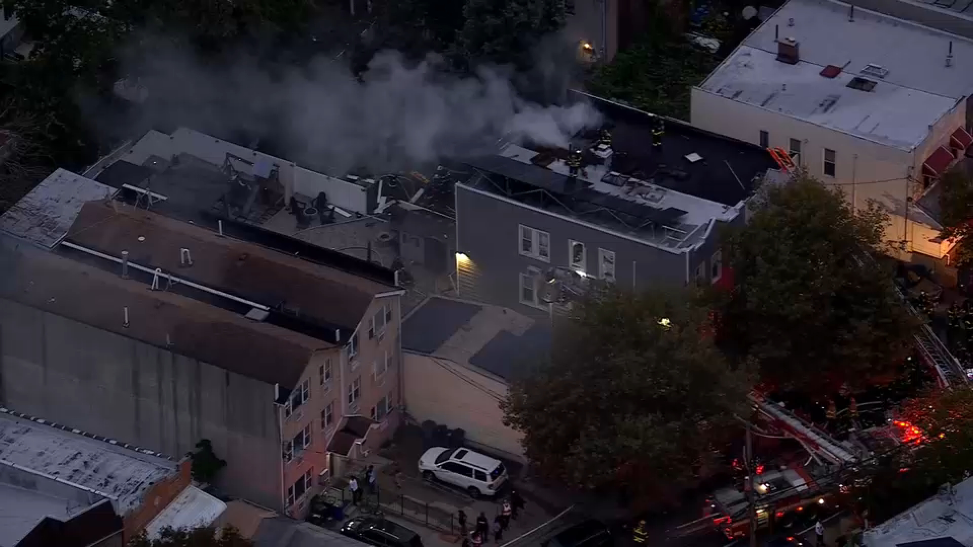 2 firefighters injured while battling Brooklyn fire