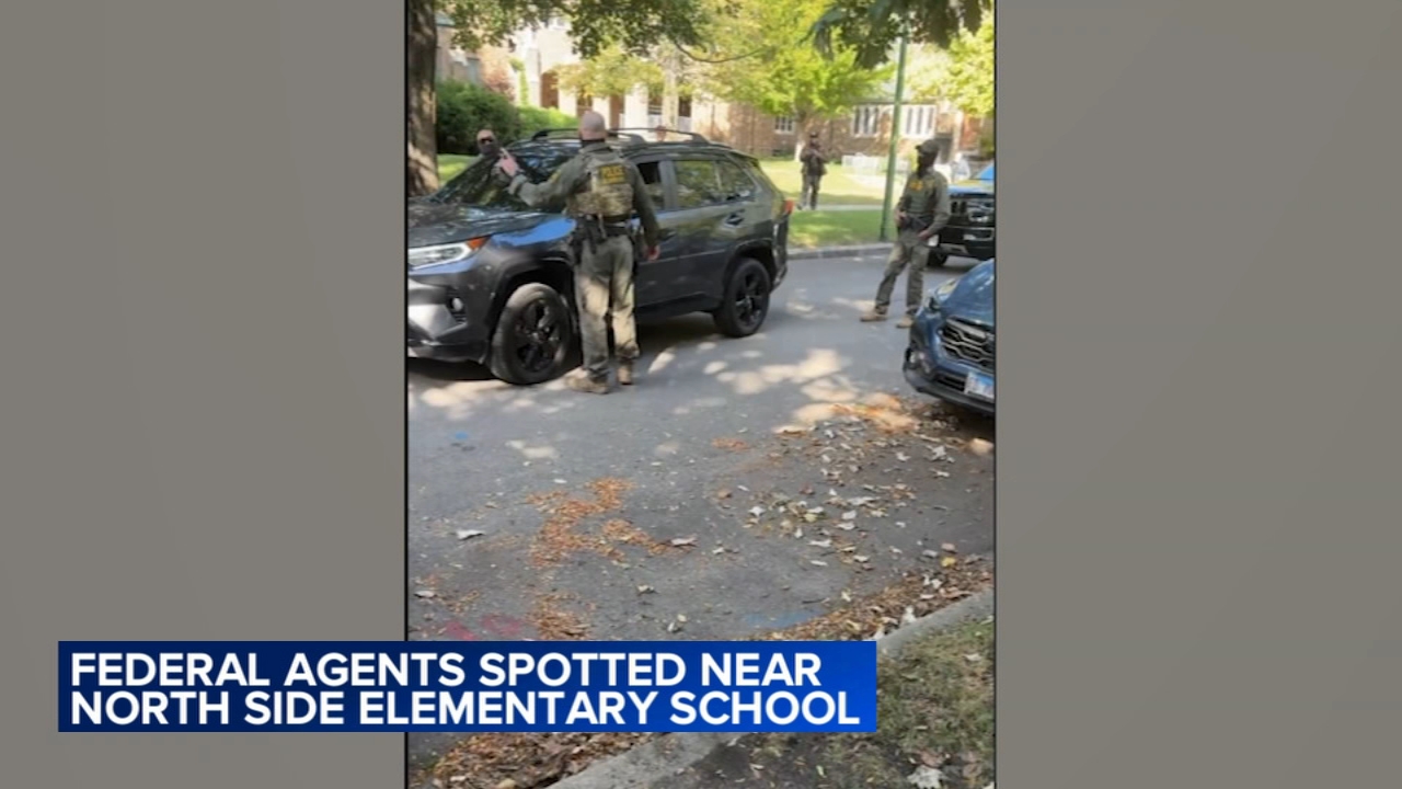 Federal agents spotted near Chicago schools, O'Hare rideshare lot