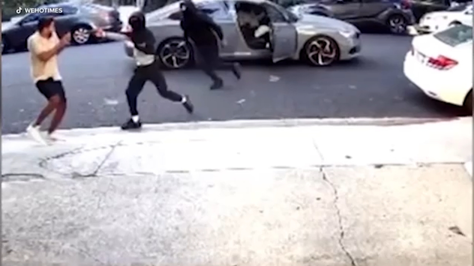 Video shows armed attackers rob San Francisco man of jewelry in West Hollywood: 'Scared for my life'