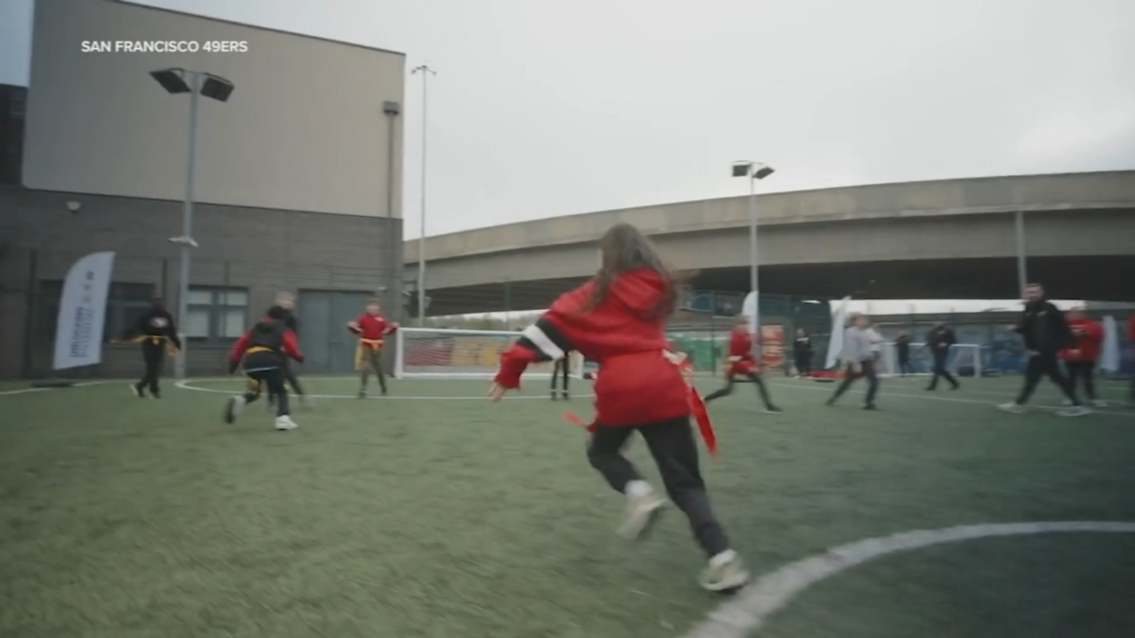 49ers, Hall of Famer Steve Young partner to bring more access to flag football for girls