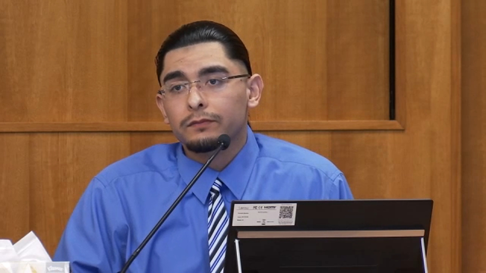 Accused murderer Andrew Leon testifies in front of jury in retrial