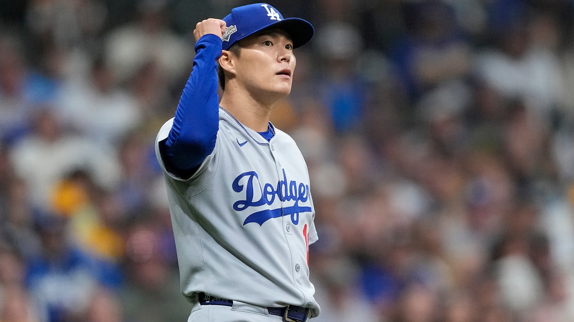 Yamamoto lanza juego de 3 hits y Dodgers amplían ventaja ante Brewers en  Serie de Campeonato - ABC7 Los Angeles, image size:1920x1080