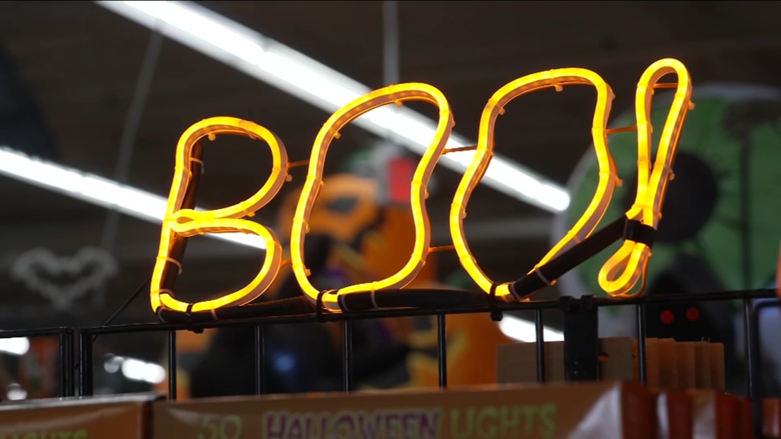 Halloween spending to top $13 billion nationwide