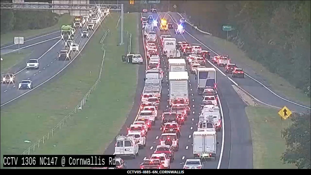 Crash on I-885 causes major backup in Durham County