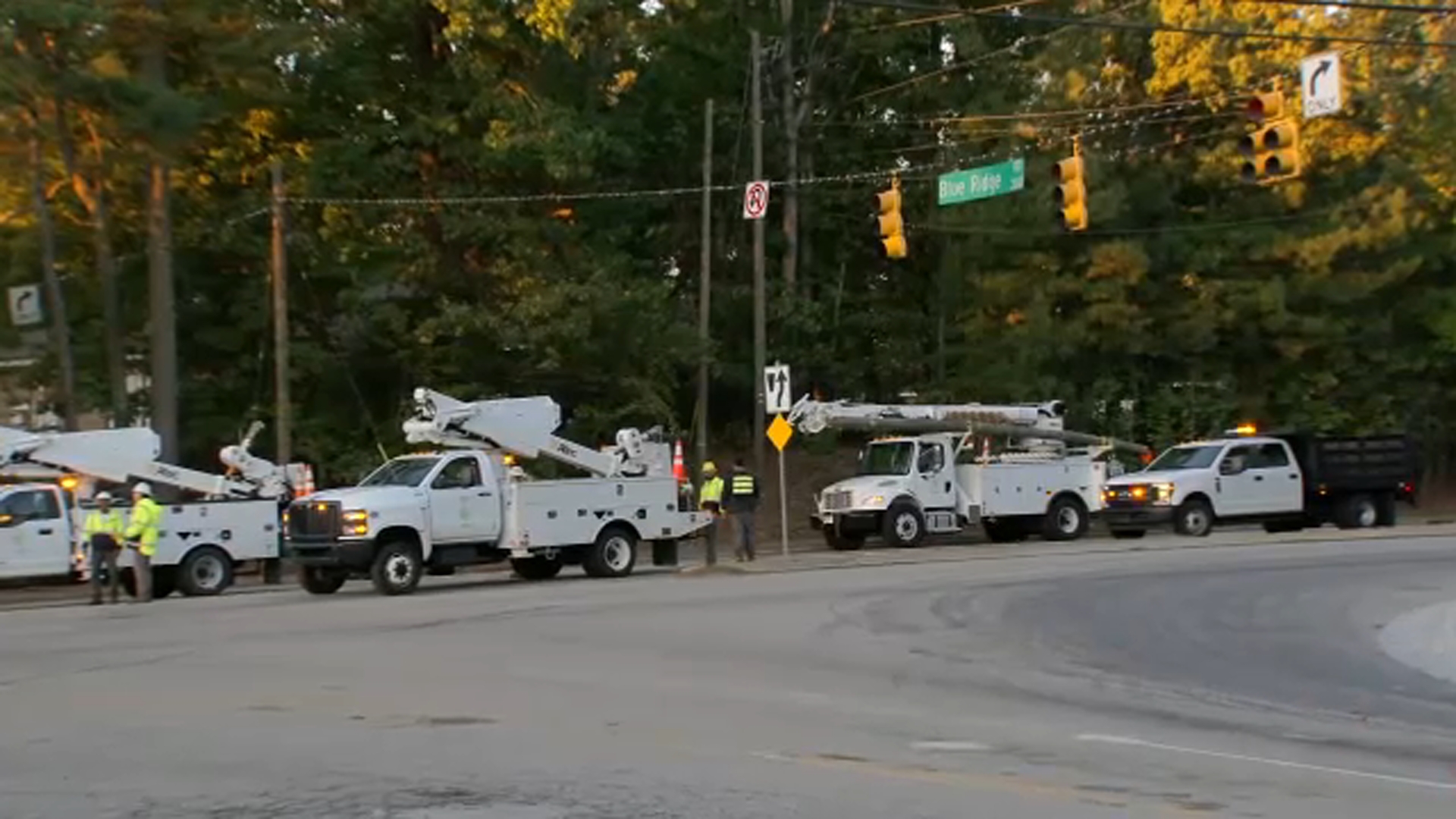 Serious crash closes Western Boulevard ramp in Raleigh;