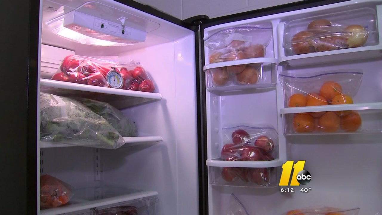 Food pantry feeding hungry students.