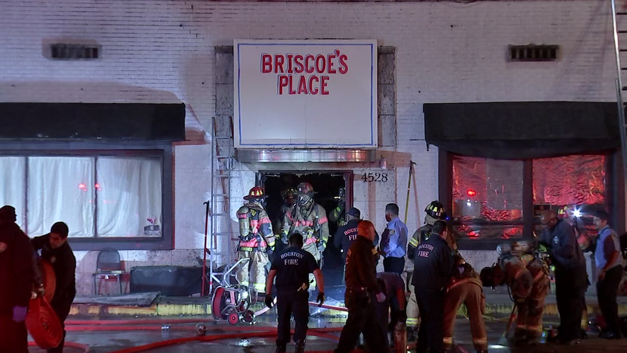 2 killed in fire at boarding house with no permit