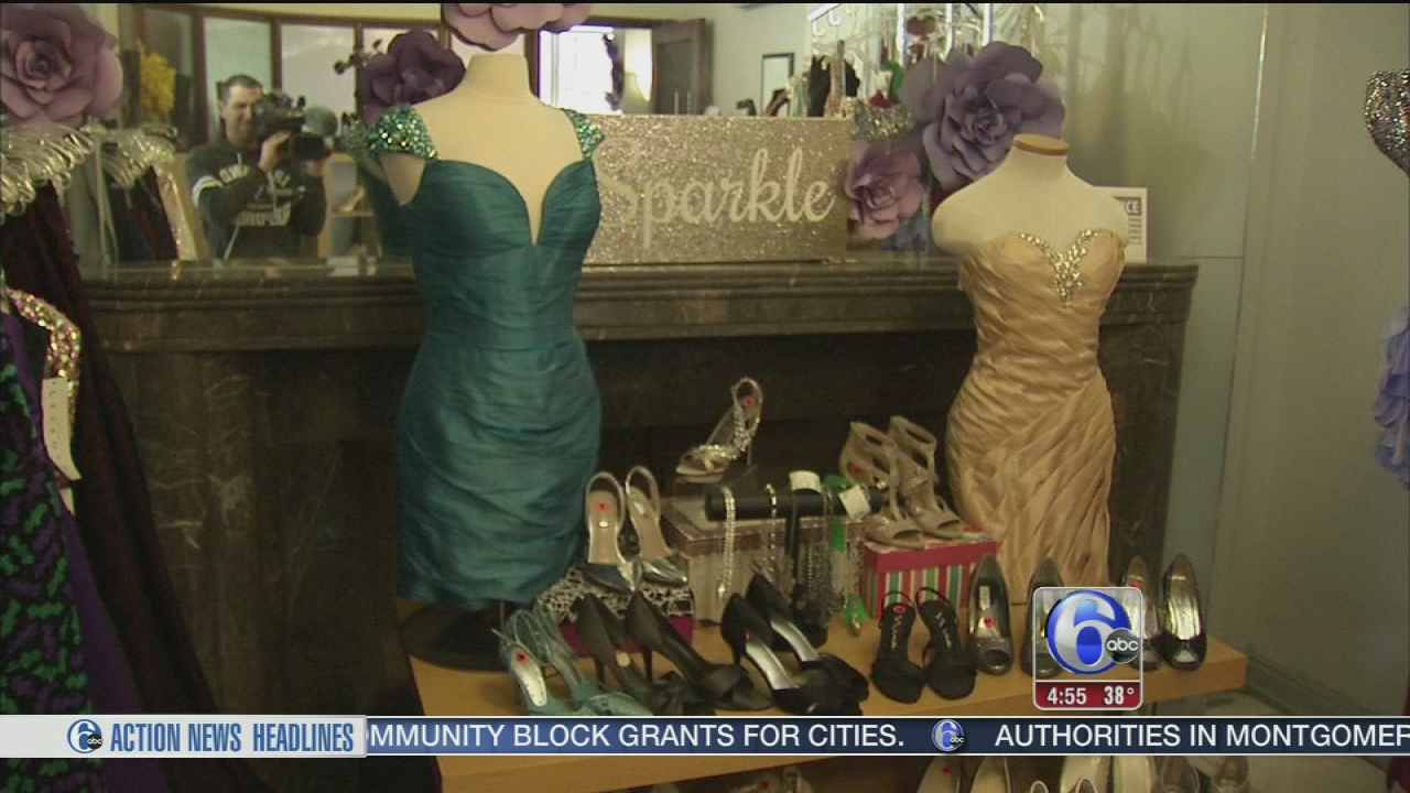 Buy discount prom dresses at Wardrobe Boutique's Prom-O-Rama