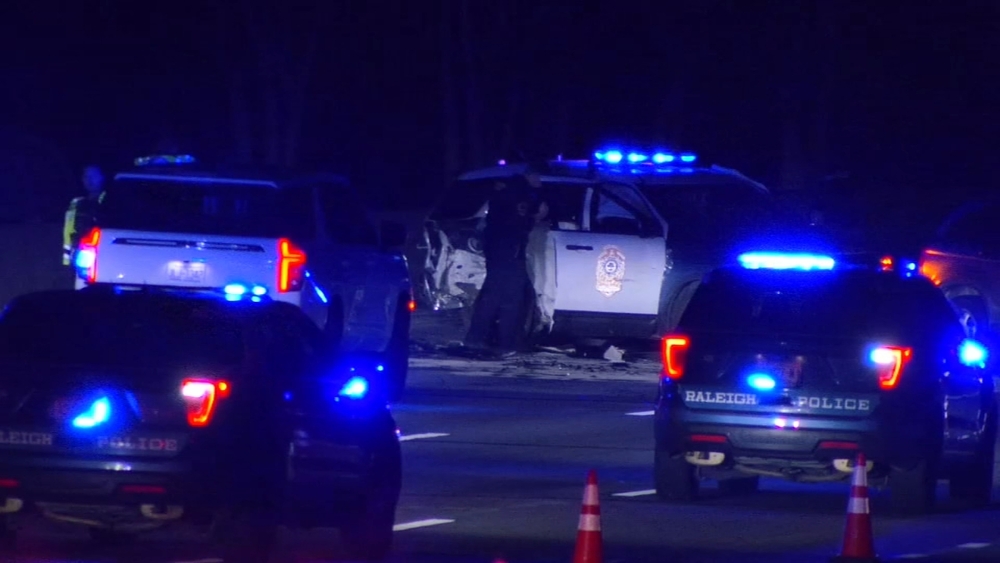 Raleigh police officer injured in I-440 crash