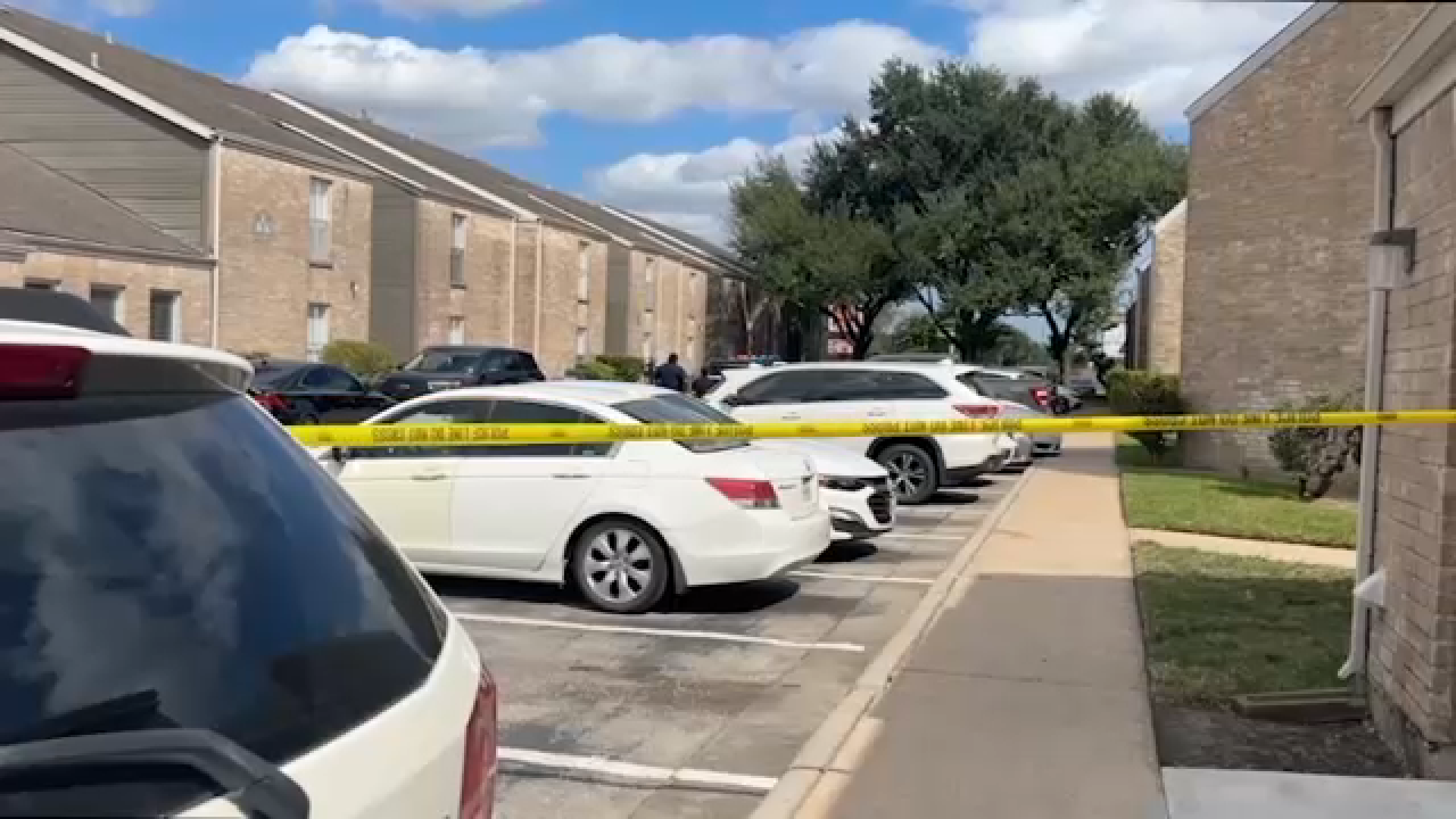 Mother's boyfriend charged after 4-year-old boy found gun and shot himself in SE Houston: records