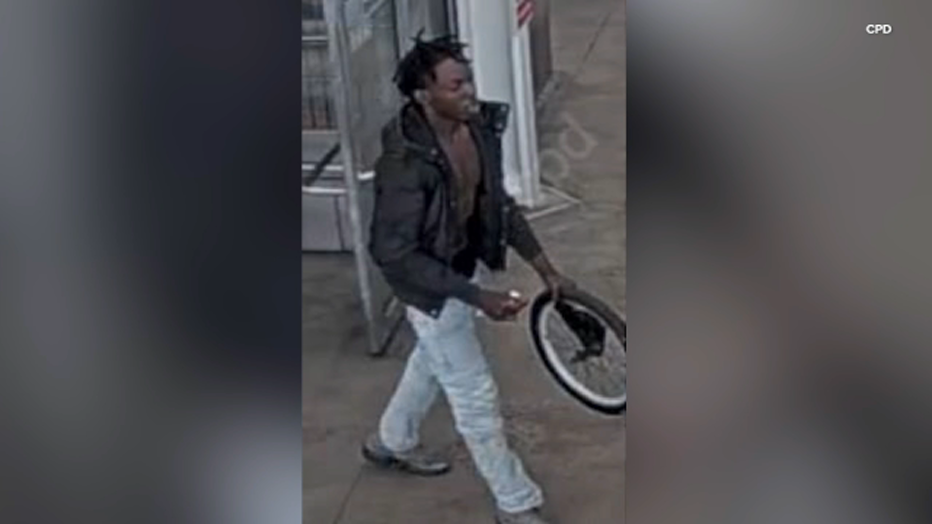 Chicago police are searching for the suspect wanted in the robbery and attack of a pregnant woman at CTA station in the Loop on Oct. 4, 2025.