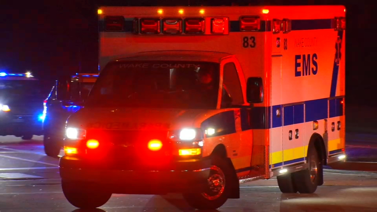 At least 3 injured in Northeast Raleigh crash