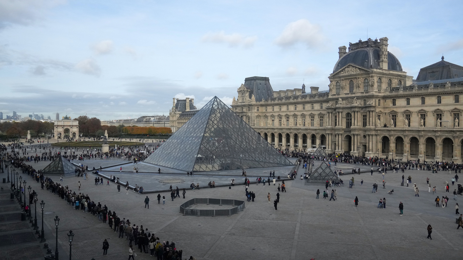 Louvre director acknowledges failure after jewel heist and says she offered to resign