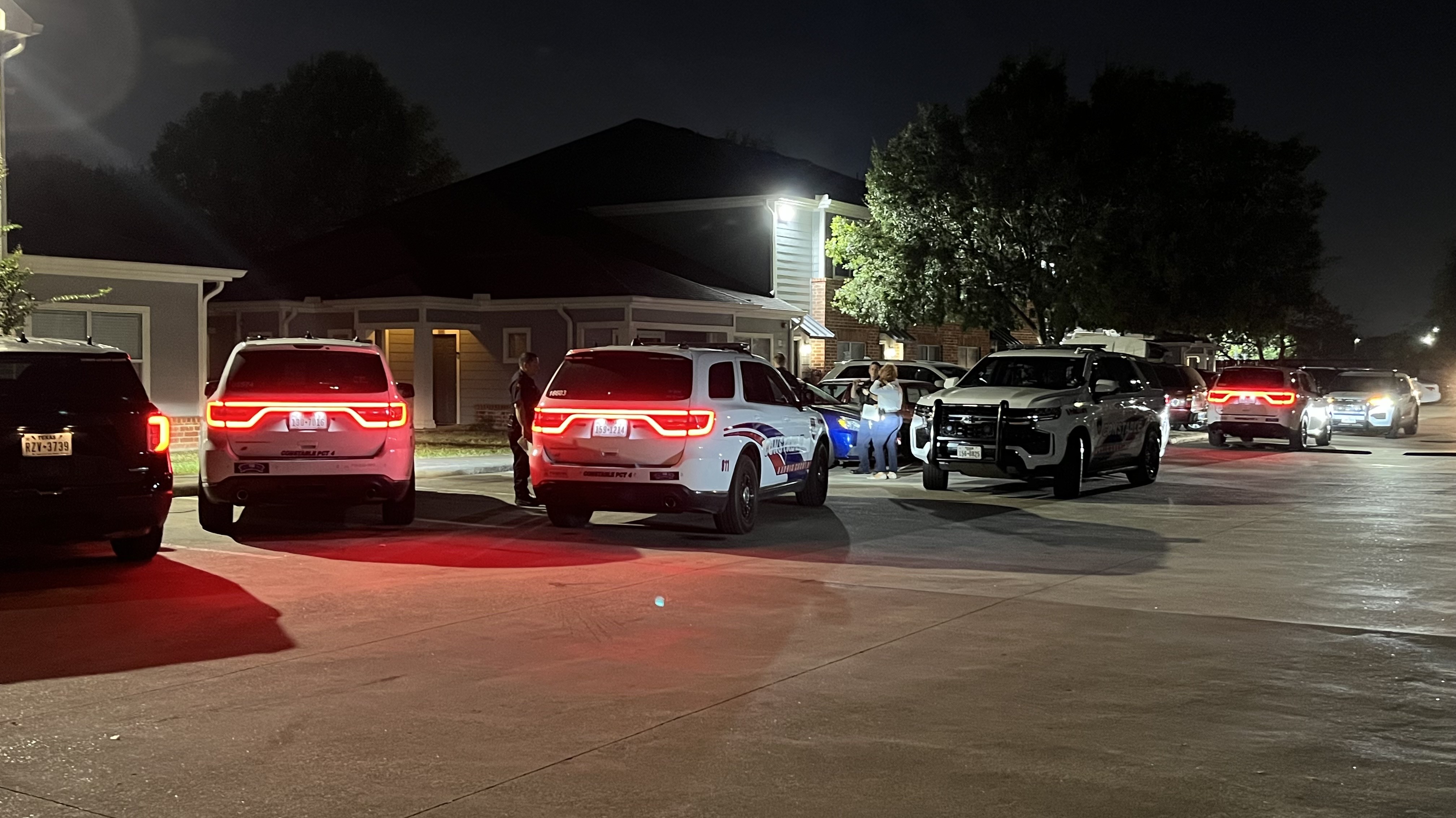 13-year-old girl stabbed by her 12-year-old brother in north Harris County apartment, Pct. 4 says