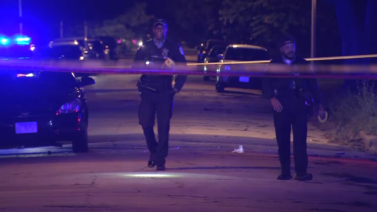 Woman shot, critically hurt while standing on South Side street: CPD