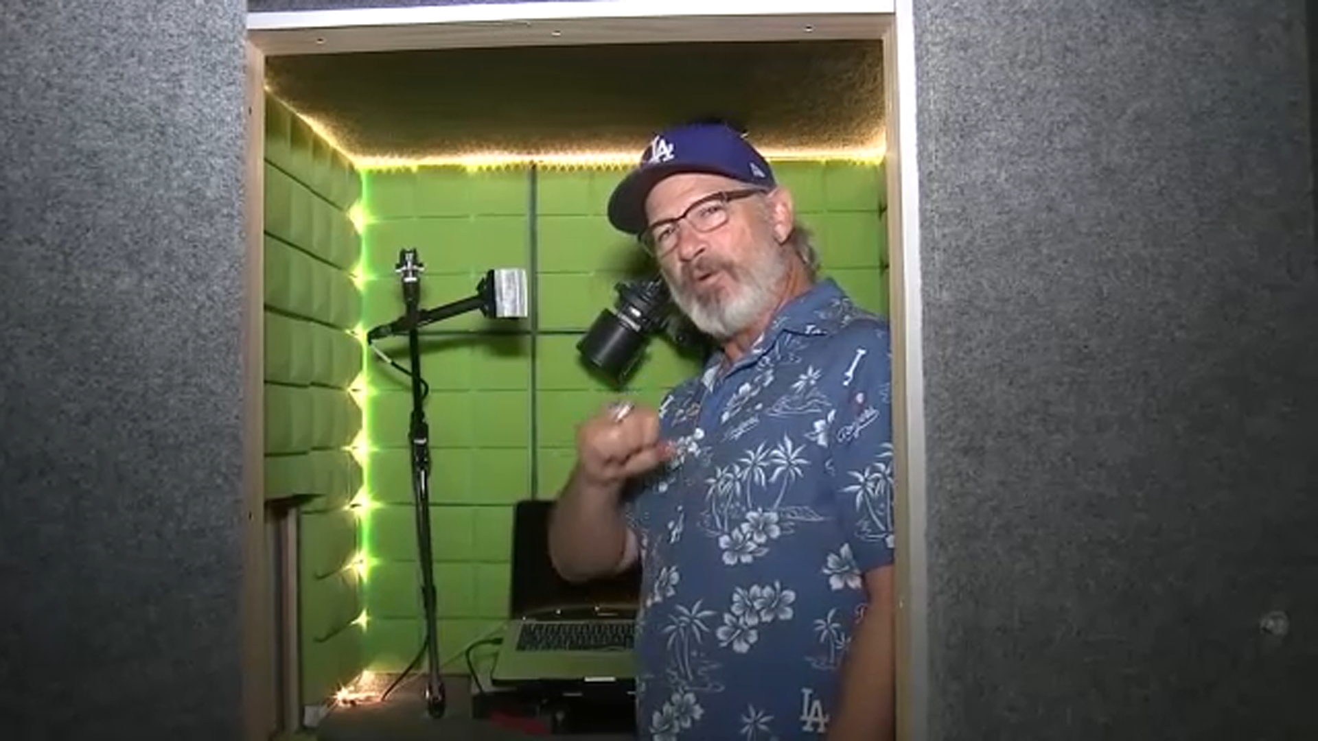 Fan-favorite PA announcer brings the energy to Dodger Stadium