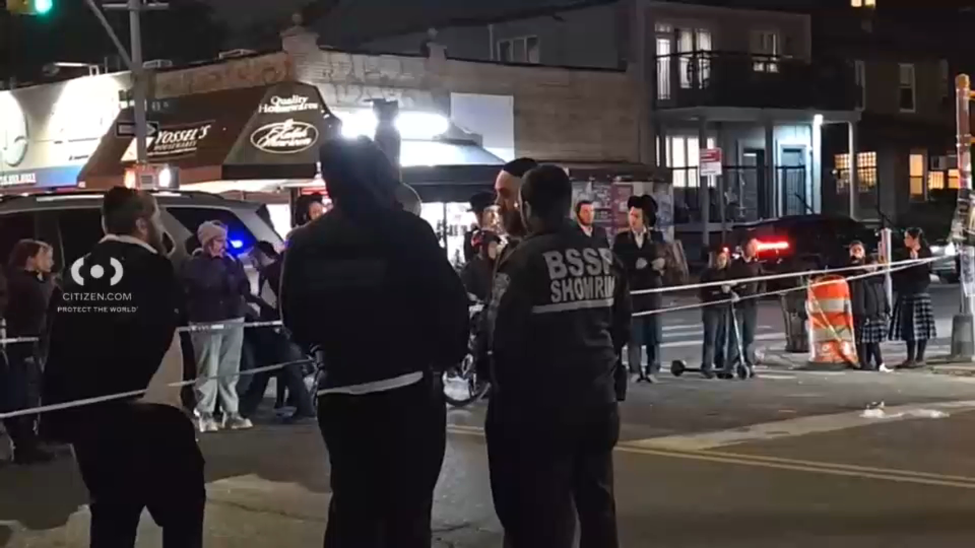 2 pedestrians injured, including 1 critically, after being struck by vehicle in Brooklyn
