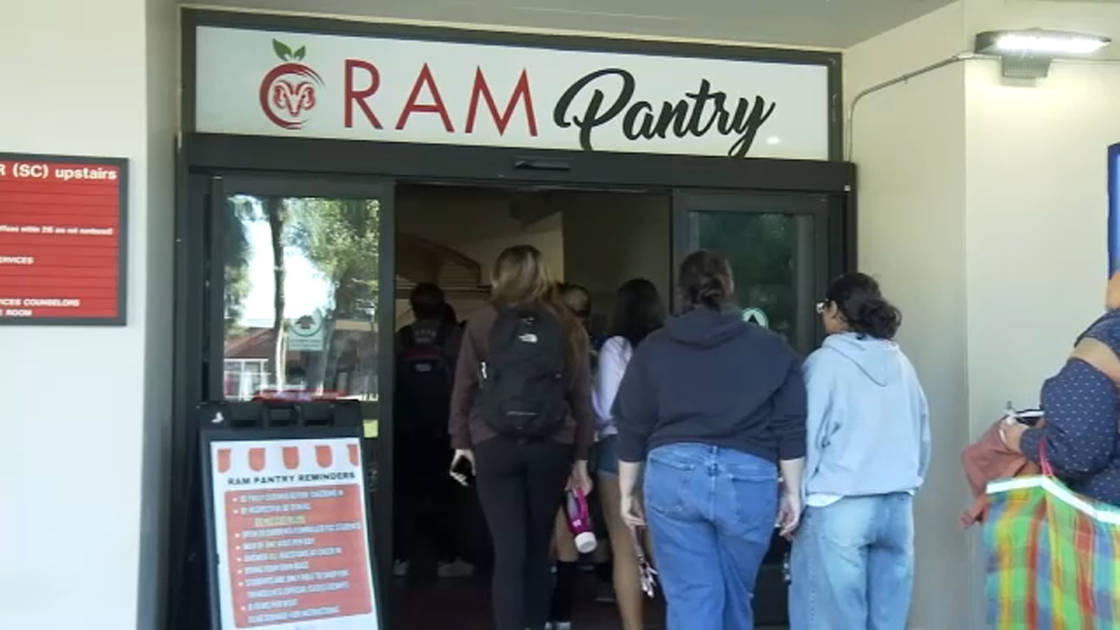 College pantries seeing a supply shortage amid government shutdown