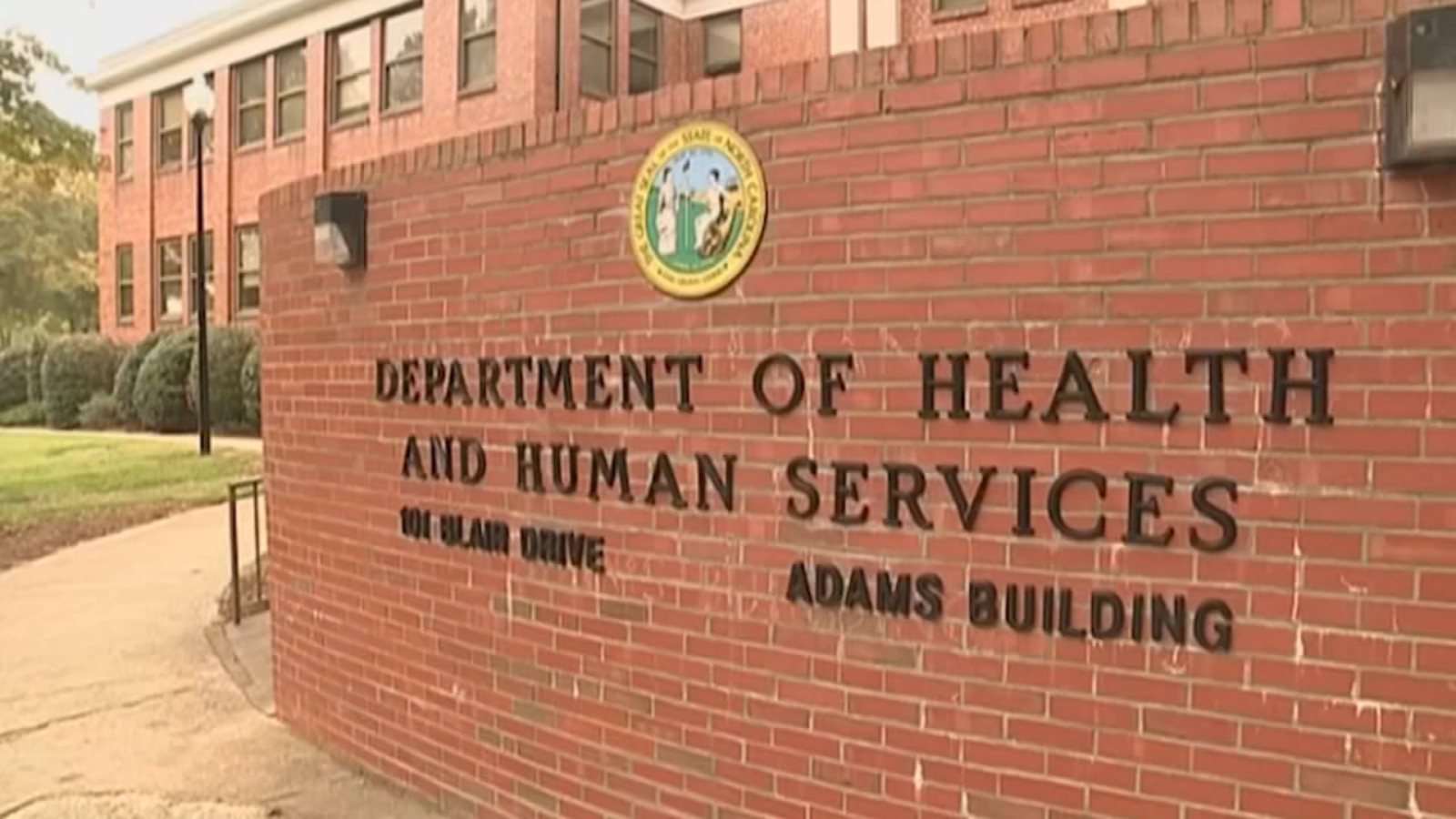 Judge temporarily halts NC Medicaid cuts for autism treatment