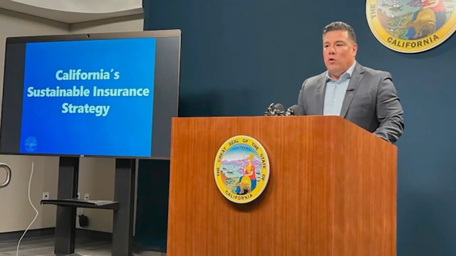 Wildfire victims call for CA insurance commissioner to resign over reported insurance loopholes