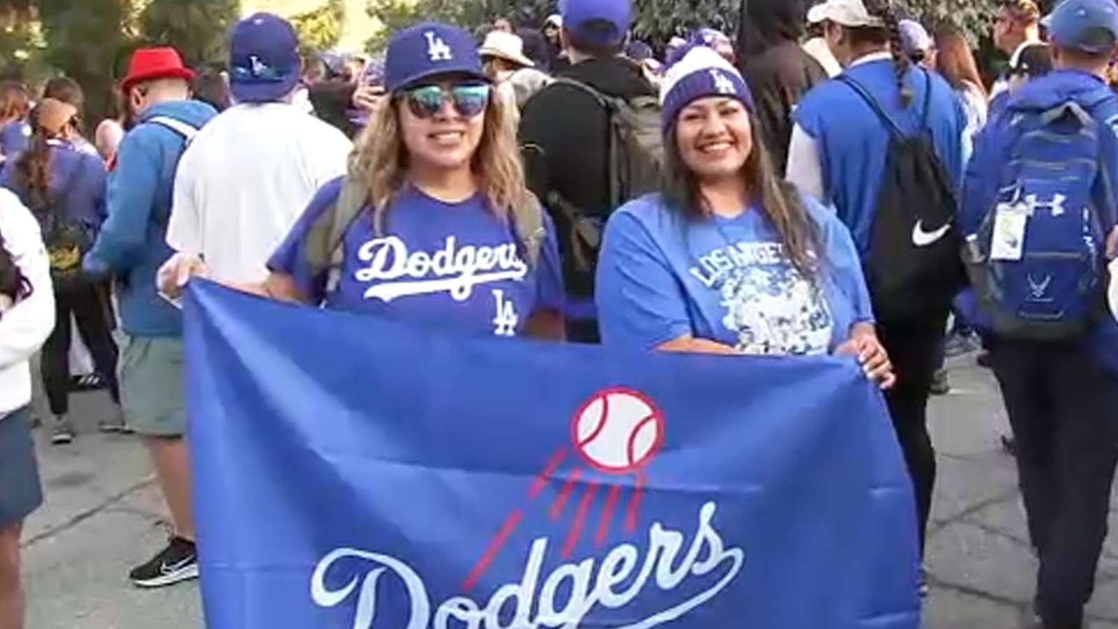 Hundreds of Dodger fans celebrate World Series win with special victory hike at Griffith Park Hundreds of Dodger fans celebrate World Series win with special victory hike at Griffith Park