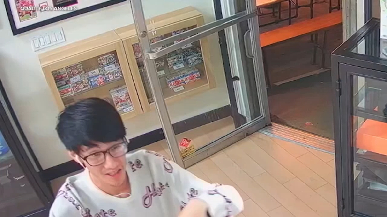Brazen high-end apparel thief caught on camera at Glendale store ...