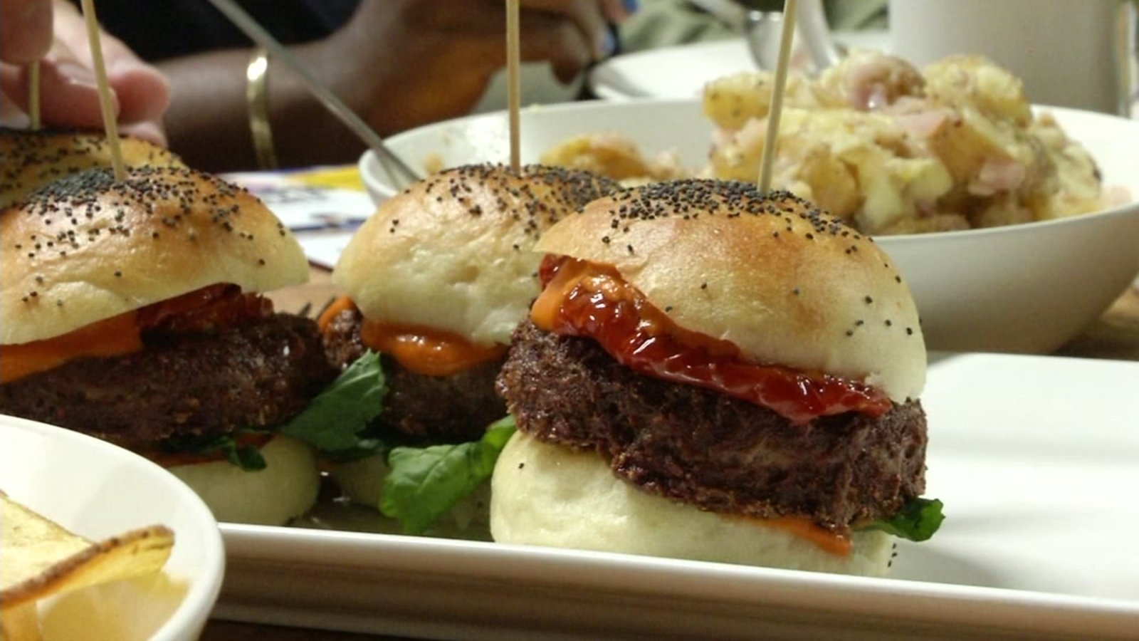 Impossible Burger meatless burger company to build Oakland factory