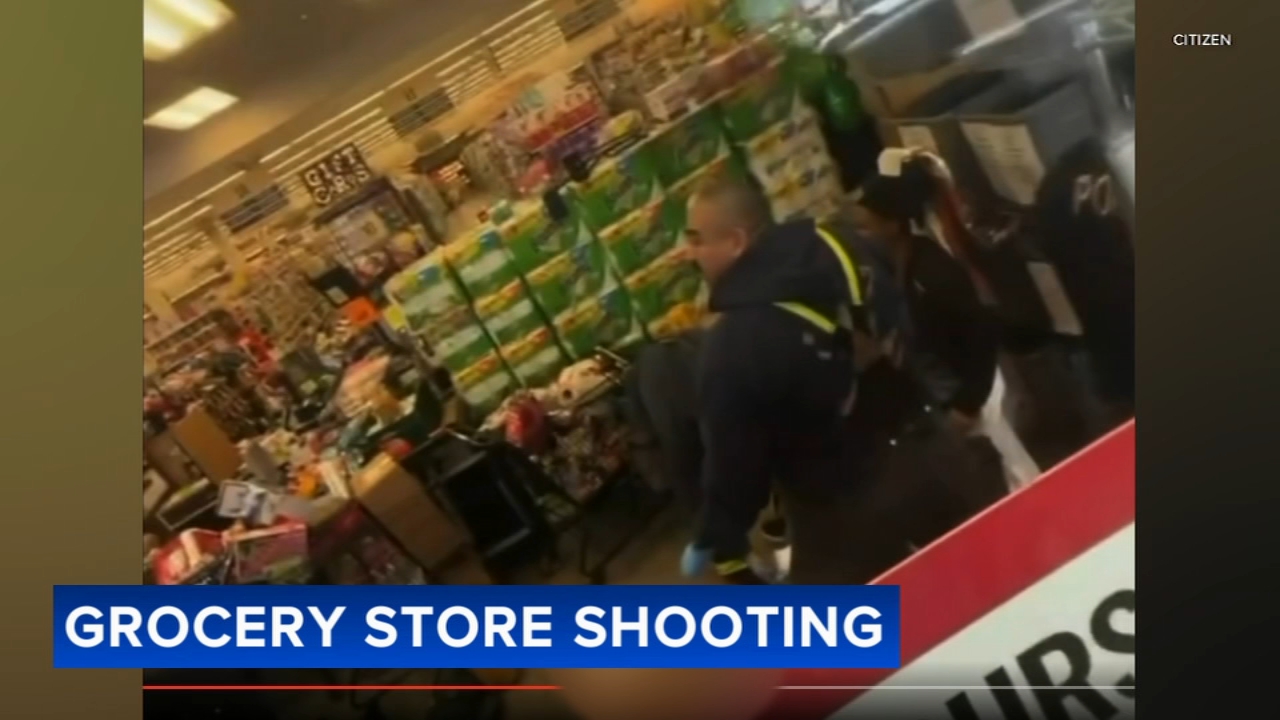 6 injured after theft-turned-shooting at South Side Jewel: officials