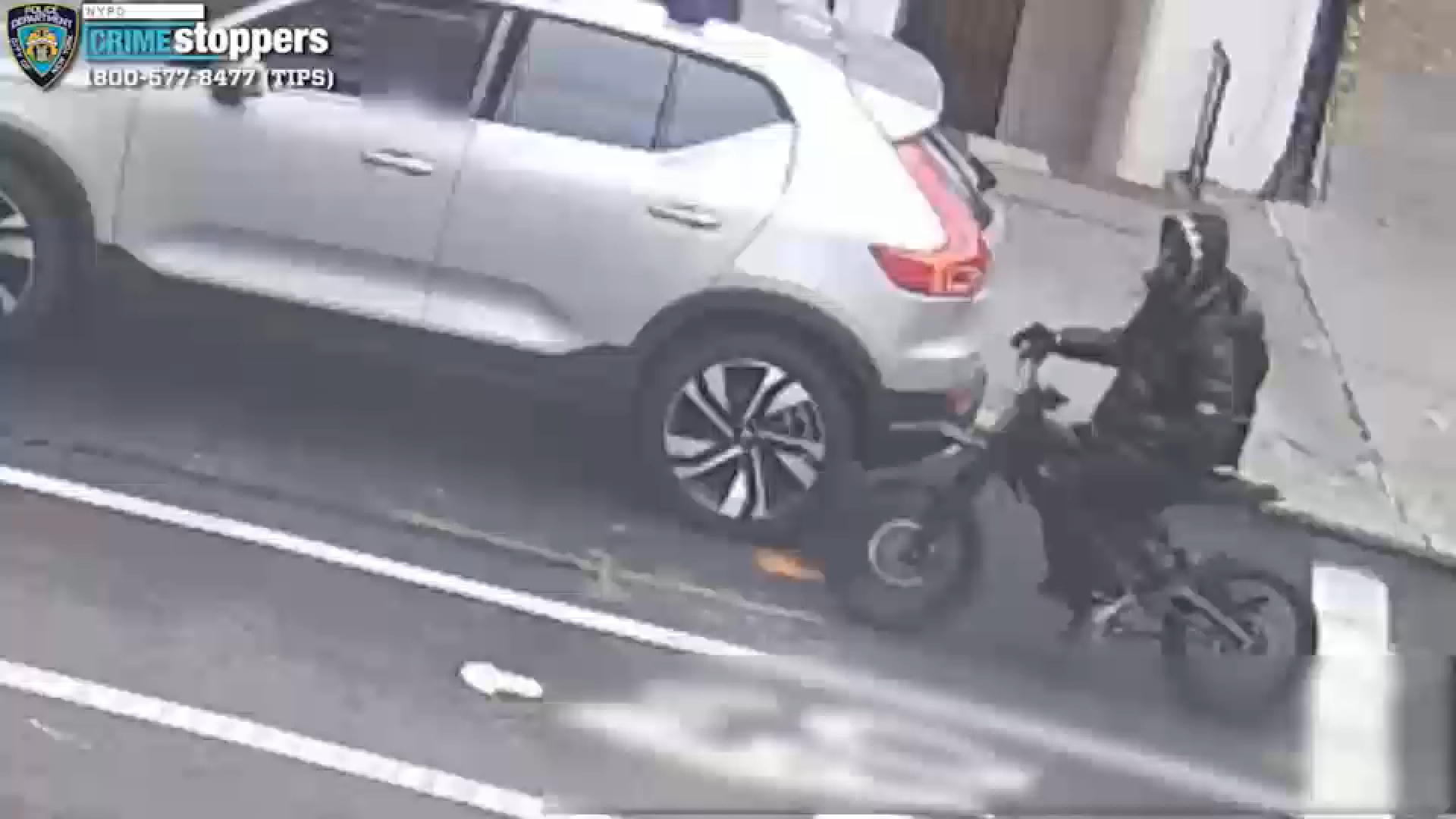 NYC robbery spree: E-bike riding suspect wanted in connection to