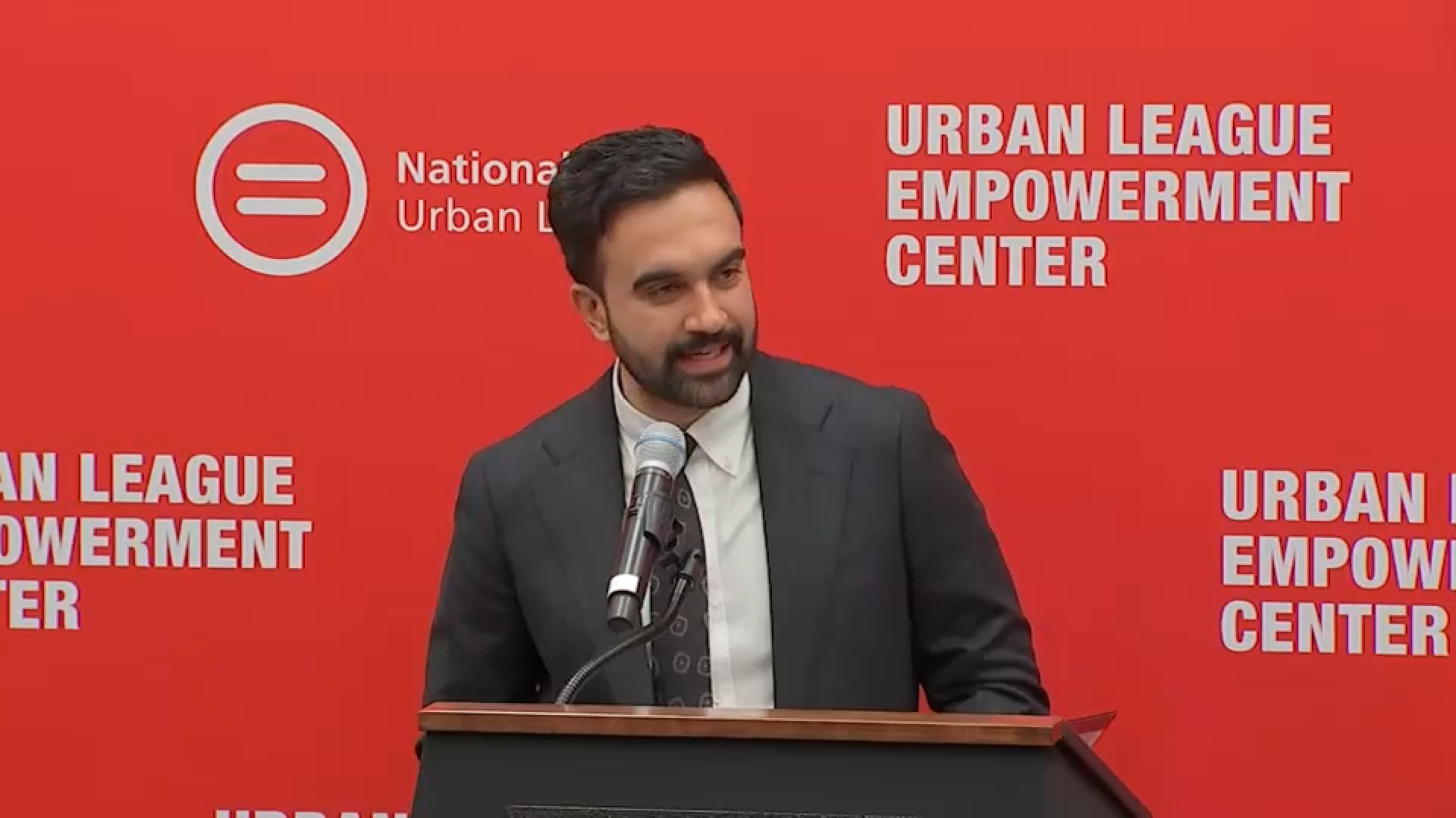 Mamdani visits Harlem amid mayoral transition; Adams reacts