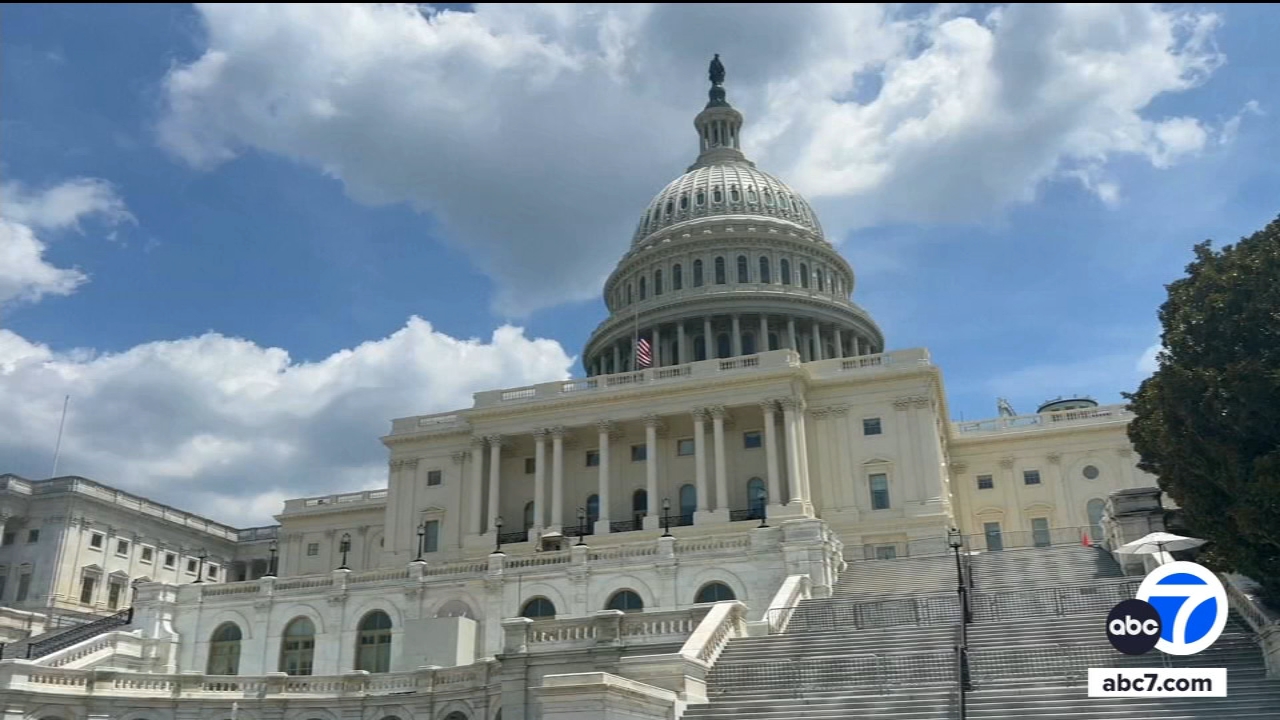 Government shutdown updates: House passes bill to reopen government, heads to Trump's desk for signature