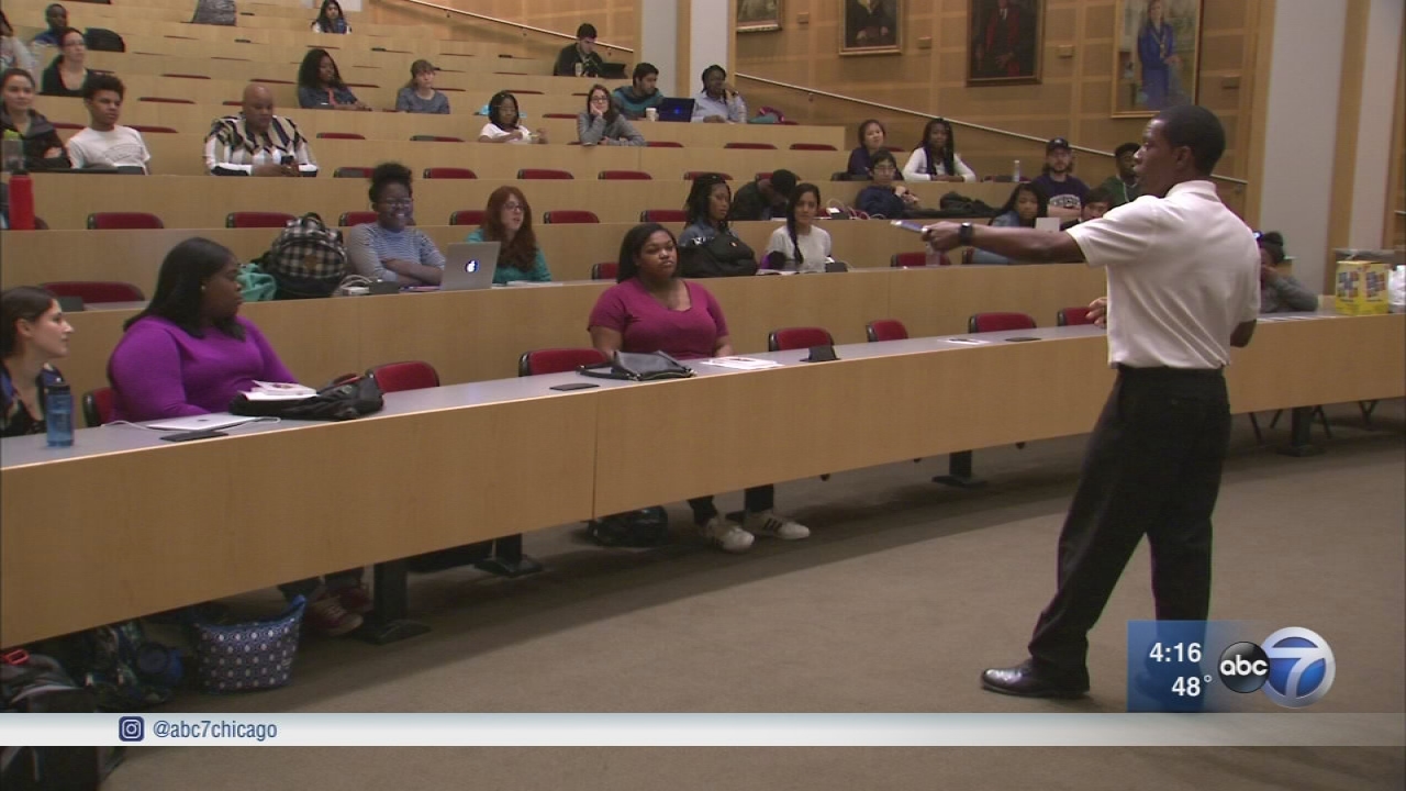 Chicago Youth Program graduates give back to organization