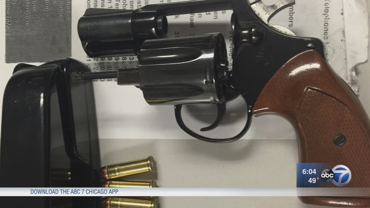 Officials: 4 arrested with guns at Midway Airport this month