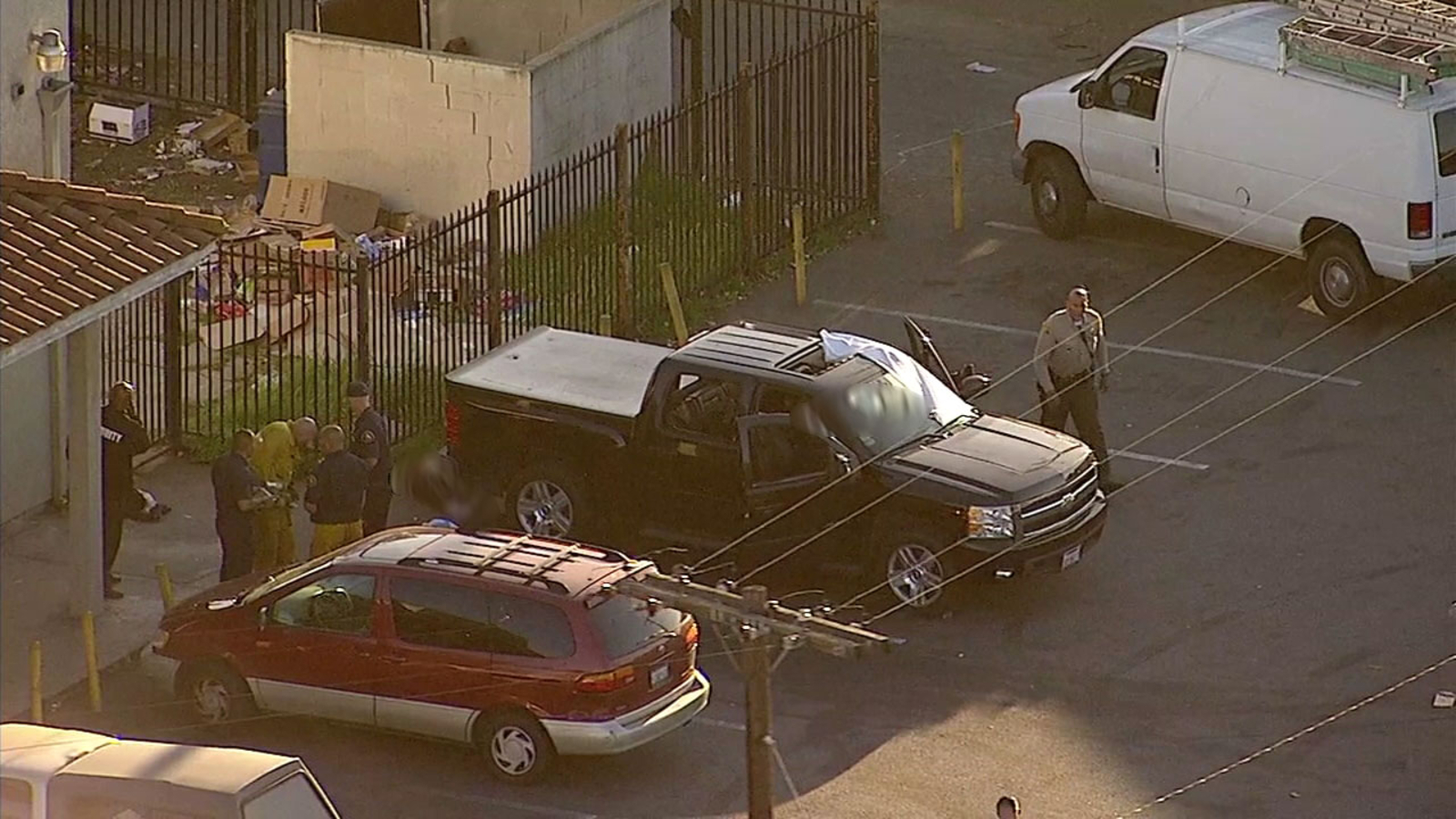 At least 2 dead in South LA triple shooting - ABC7 Los Angeles