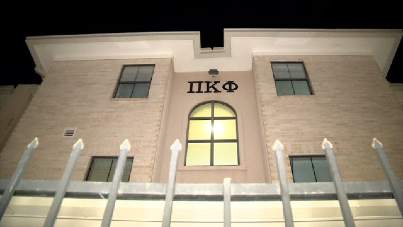 Waterboarding, forced eating, physical punishment: Lawsuit alleges abuse faced by injured pledge at UH’s Pi Kappa Phi fraternity – ABC13 Houston