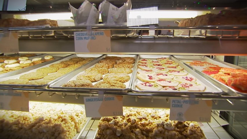 Cake Life Bakeshop creates dessert spread for Thanksgiving 