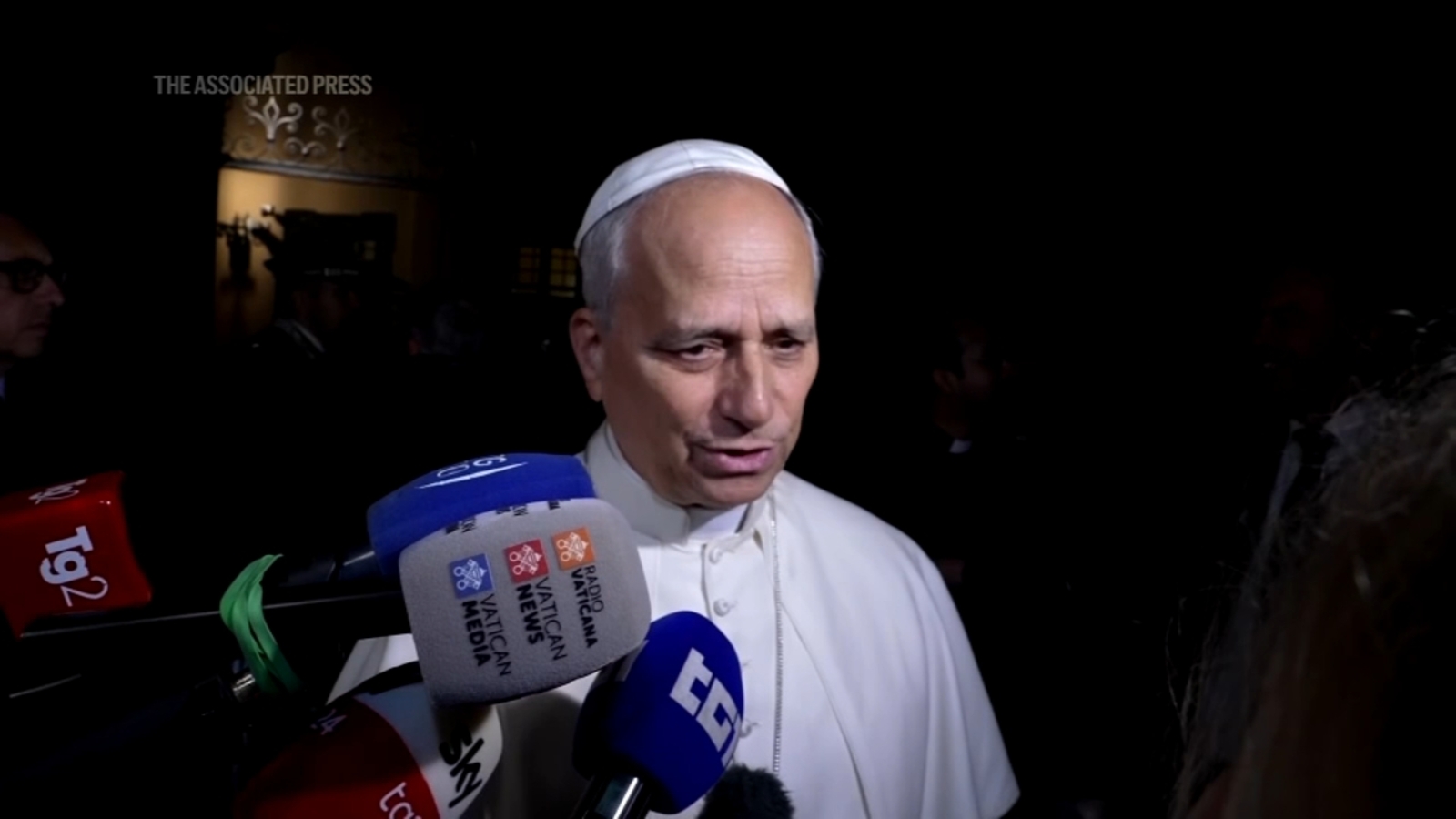 Pope strongly backs US bishops in blasting Trump immigration crackdown, urges humane treatment