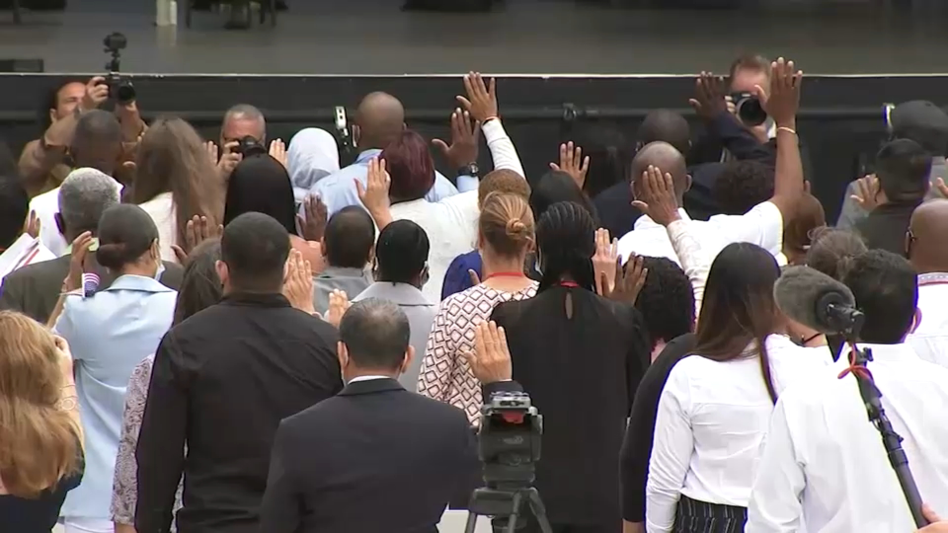 Scheduled citizenship oaths abruptly canceled for hundreds of New Yorkers