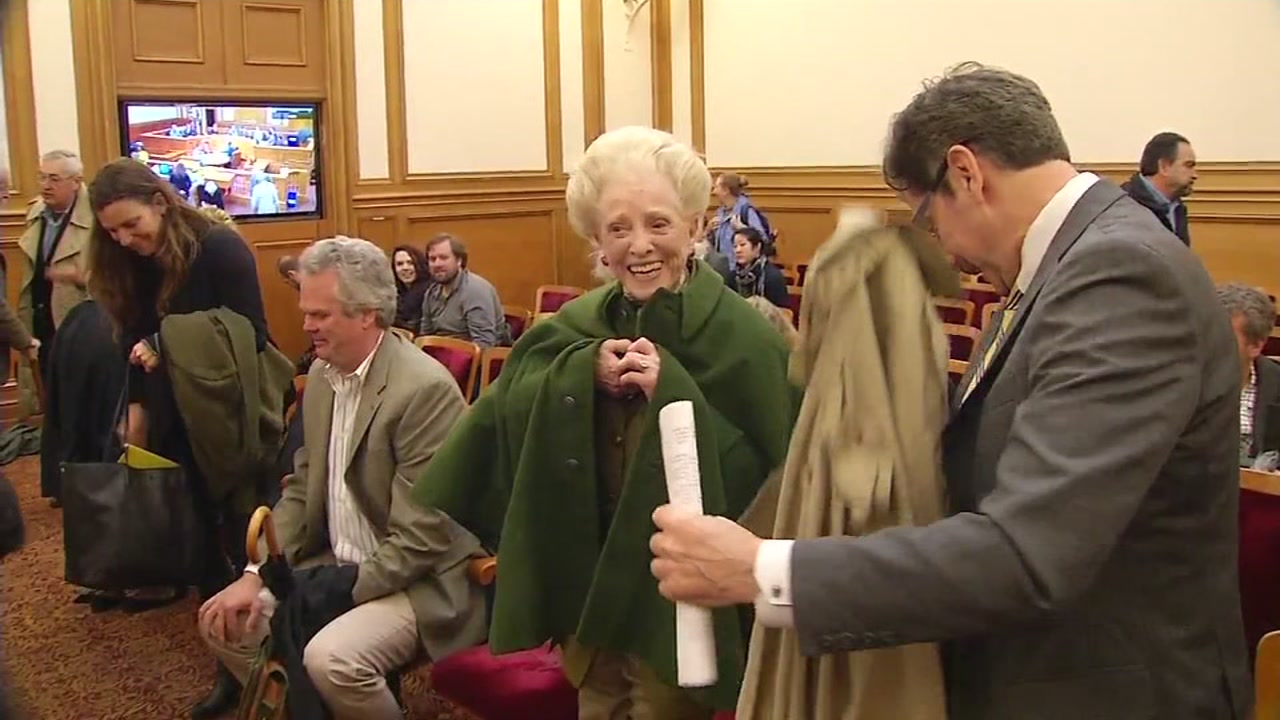 Controversial redwood tree earns landmark status in San Francisco