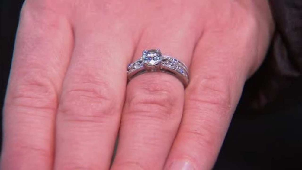 Sanitation Department miraculously reunites woman with lost wedding ring