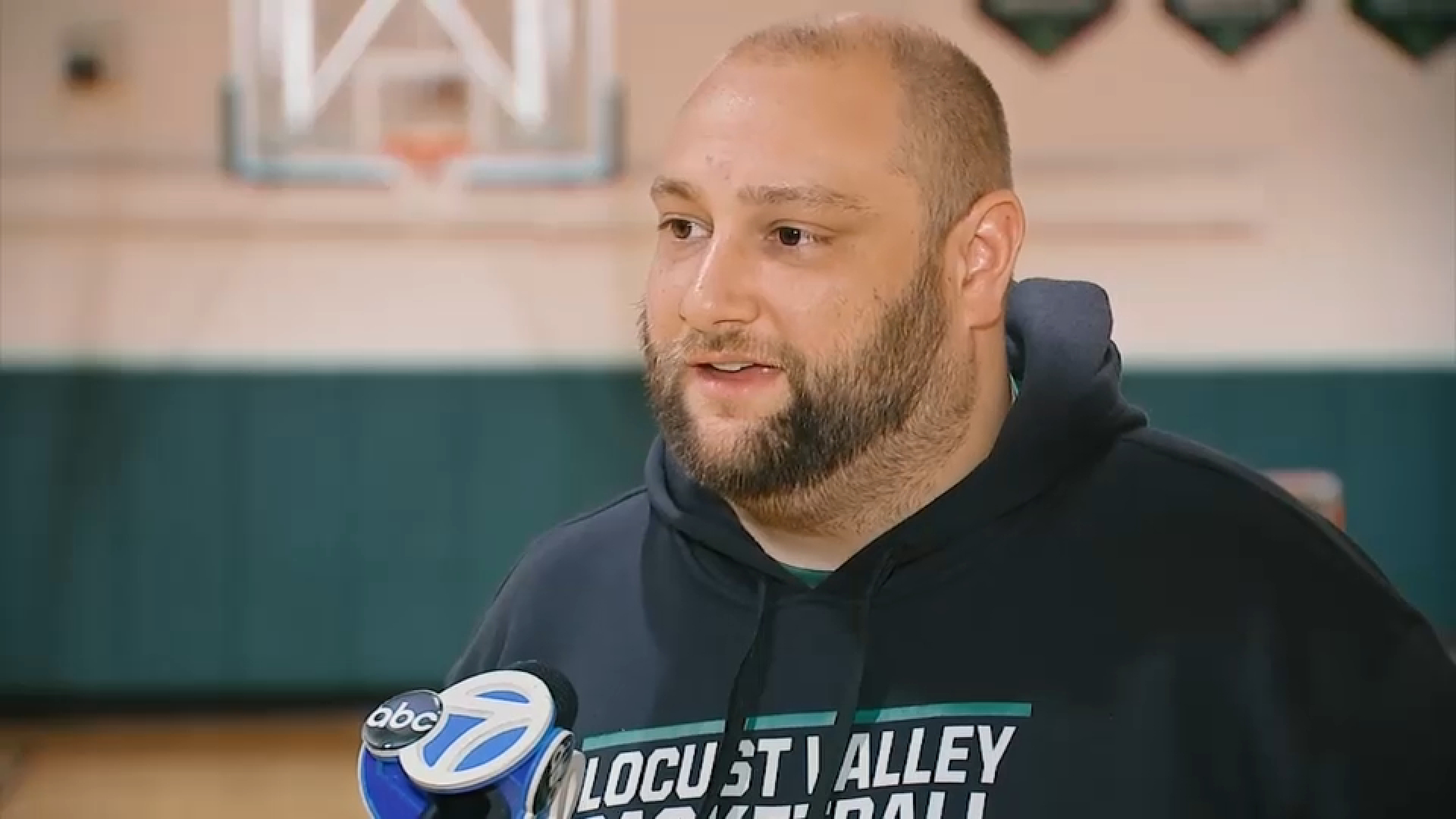 CPR-trained basketball coaches revive student who collapsed during tryouts