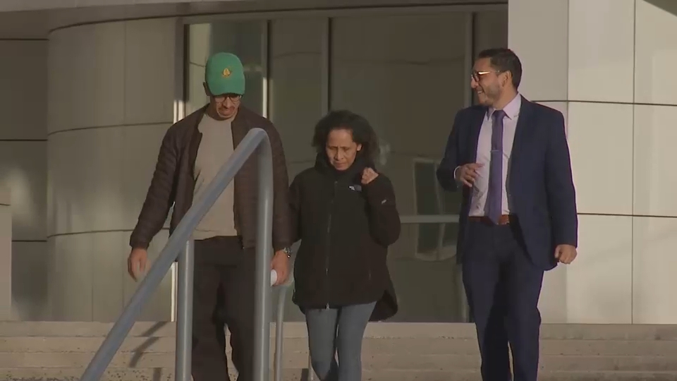 Postal worker accused of helping ICE detainee escape